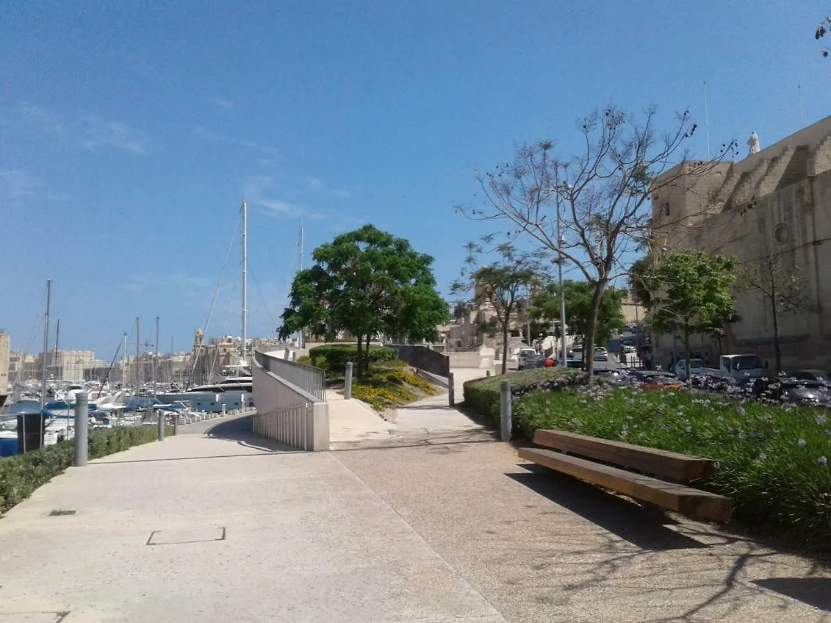 Villa Townhouse Cospicua , 0*,