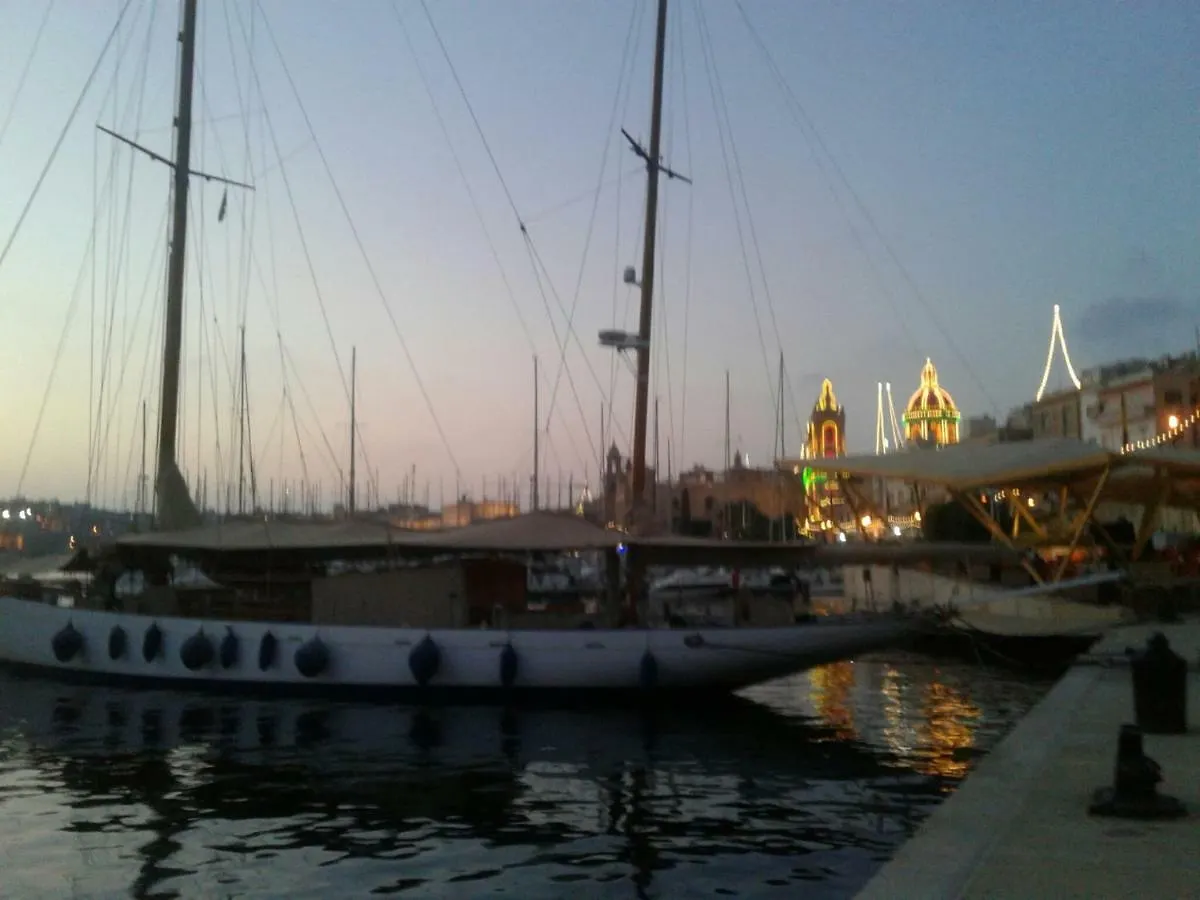 Villa Townhouse Cospicua , Hébergement de vacances